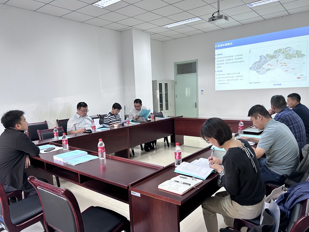 中環(huán)長(cháng)青技術(shù)團隊承擔的土壤污染狀況調查項目成果順利通過(guò)專(zhuān)家評審